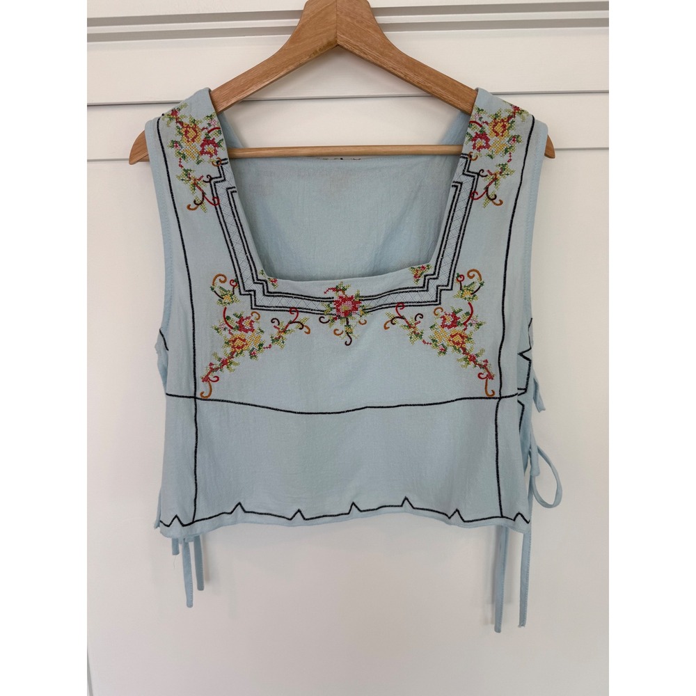 Boho Floral Embroidered Side Tie Crop Top Light Blue Cottagecore Sleeveless L